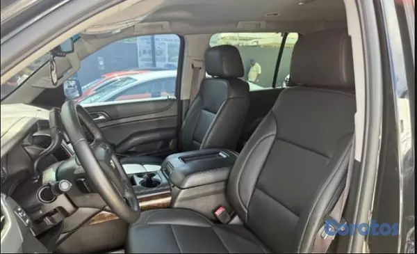 jeepetas y camionetas - Chevolet Suburban 2017 LTZ 3