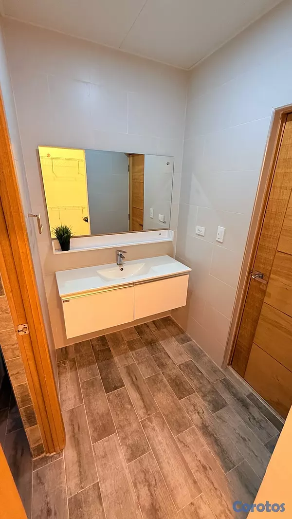 apartamentos - Apto Evaristo Morales Venta USD325 mil 17