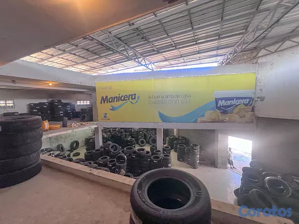 oficinas y locales comerciales - NAVE COMERCIAL EN VENTA – UBICACIÓN ESTRATÉGICA 5