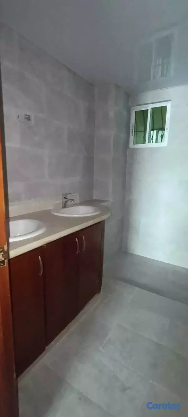 apartamentos - Bella Vista, excelente apartamento Clásico, 250MTS 9