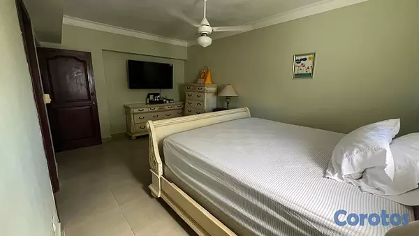 apartamentos - EXCLUSIVO APTO 6TO PISÓ EN VENTA EN BELLA VISTA, SANTO DOMINGO. 9