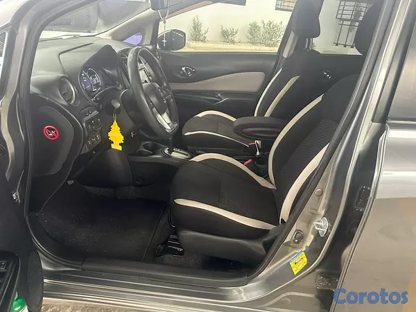 carros - vendo este precioso Nissan note 2018 super economico el ful camara 36 con sensor 6