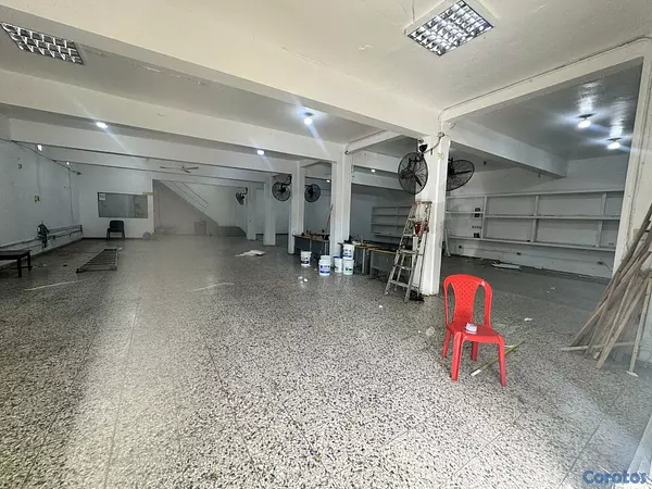 oficinas y locales comerciales - LOCAL COMERCIAL LOS MINA  3