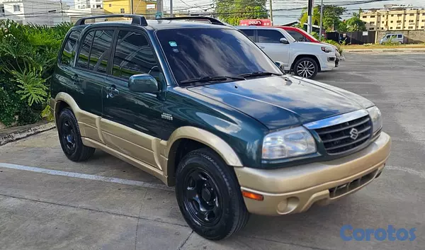 jeepetas y camionetas - Suzuki grand vitara 2001 V6 2
