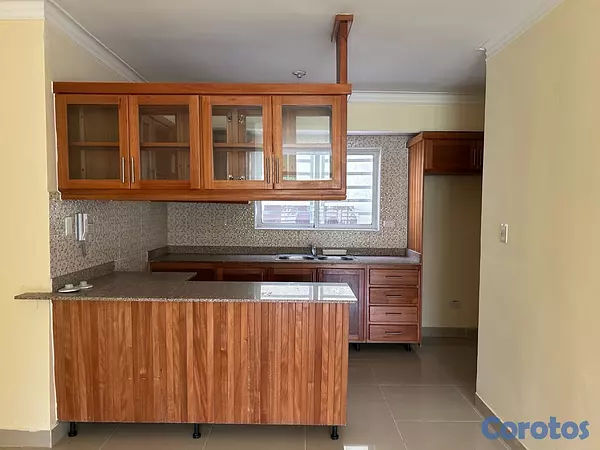 apartamentos - Alquiler Aparamento 2do Nivel, Res. Quintas de Parque. Jacobo Majluta. 3