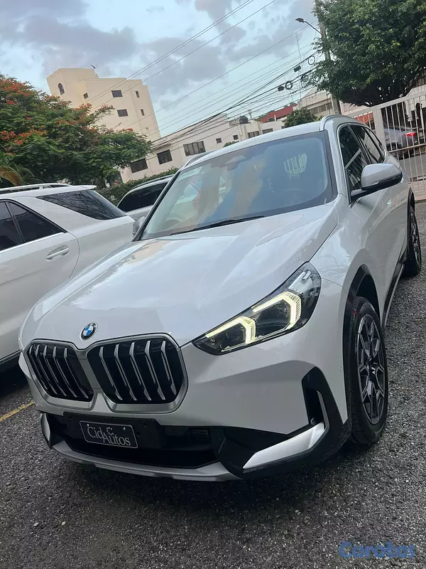 jeepetas y camionetas - Único dueño 17,000 KM GARANTÍA EN LA CASA  1