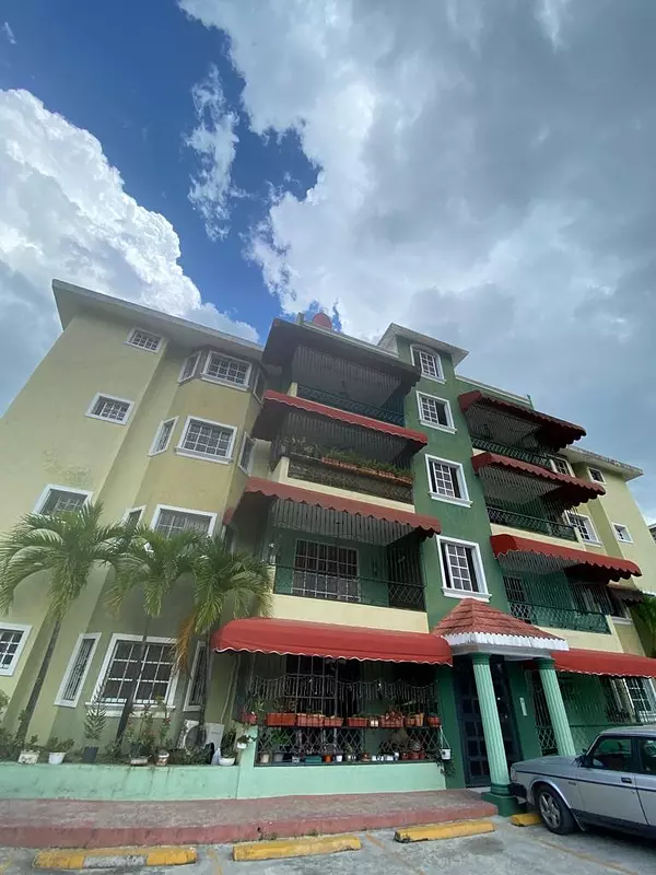 apartamentos - Apartamento Disponible en 4to Nivel en Gurabo 1