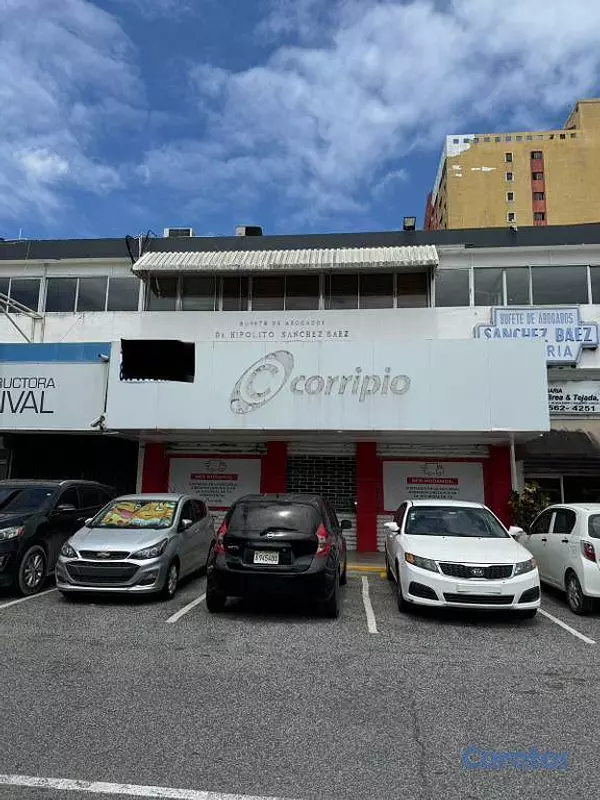 oficinas y locales comerciales - Local Comercial en Alquiler en Naco Santo Domingo  4