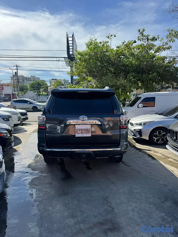 jeepetas y camionetas - Toyota 4Runner Limited 2018 6