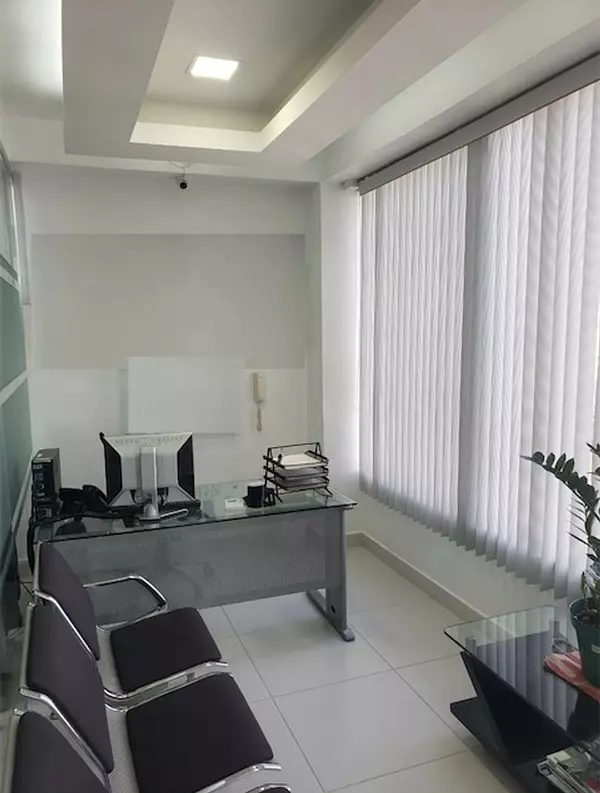 oficinas y locales comerciales - oficina en arroyo hodo 4