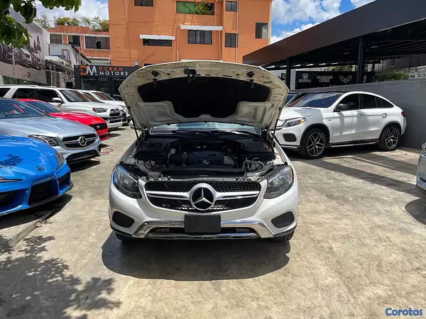 jeepetas y camionetas - Mercedes Benz GLC-300 4Matic 2017 8