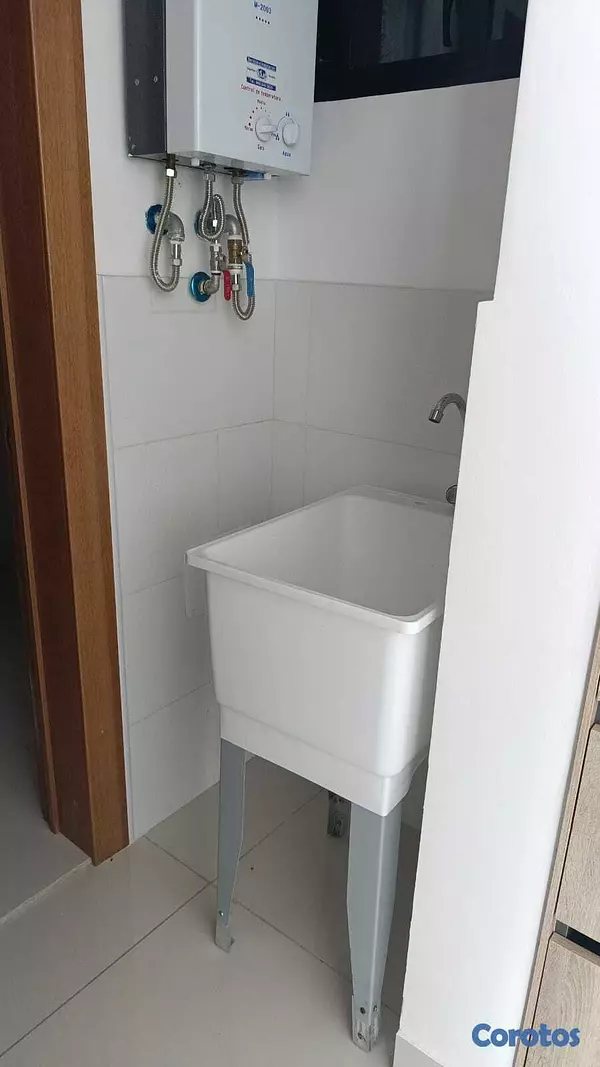 apartamentos - Nivel Alto, excelente vista, ideal para Ejecutivo 8