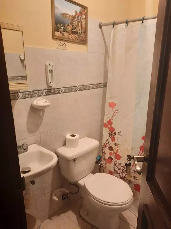 casas - Vendo casa en La Jacobo Majluta  4