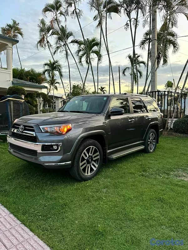 jeepetas y camionetas - Toyota 4runner limited 2022 3