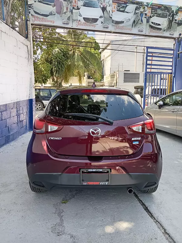 carros - MAZDA DEMIO 7