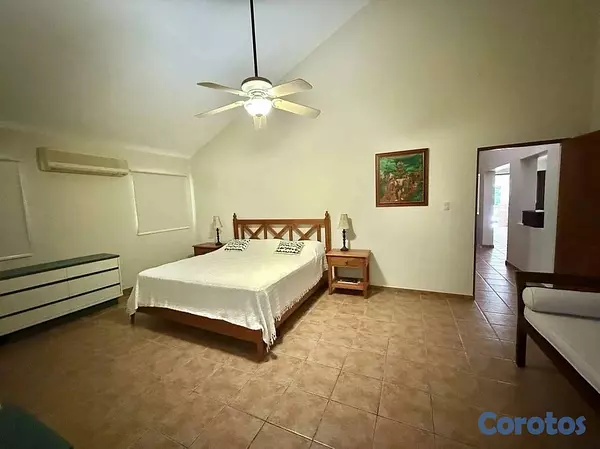 casas vacacionales y villas - Villa en venta metro country club, de oportunidad
VENTA
US$ 380,000 4