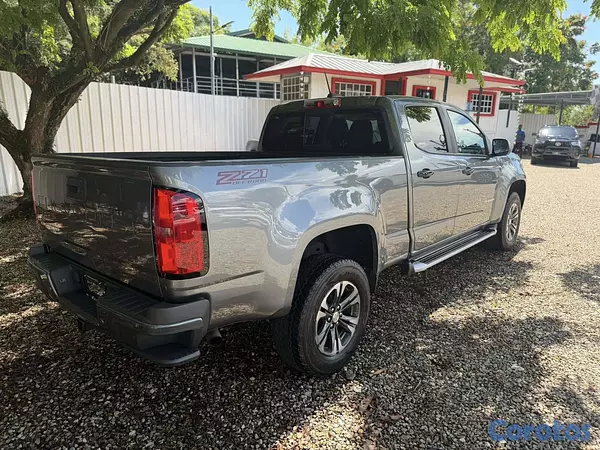 jeepetas y camionetas - CHEVROLET COLORADO 2022 Z71 4X4 V6 AMERICANA 8