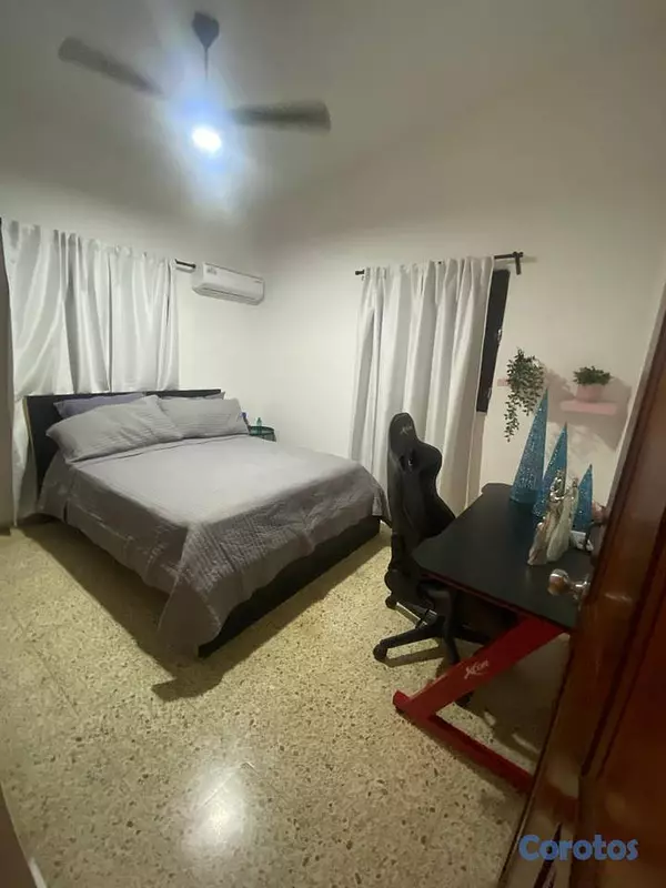 casas - Casa de 3 habitaciones 2 baños en venta en Colinas 6
