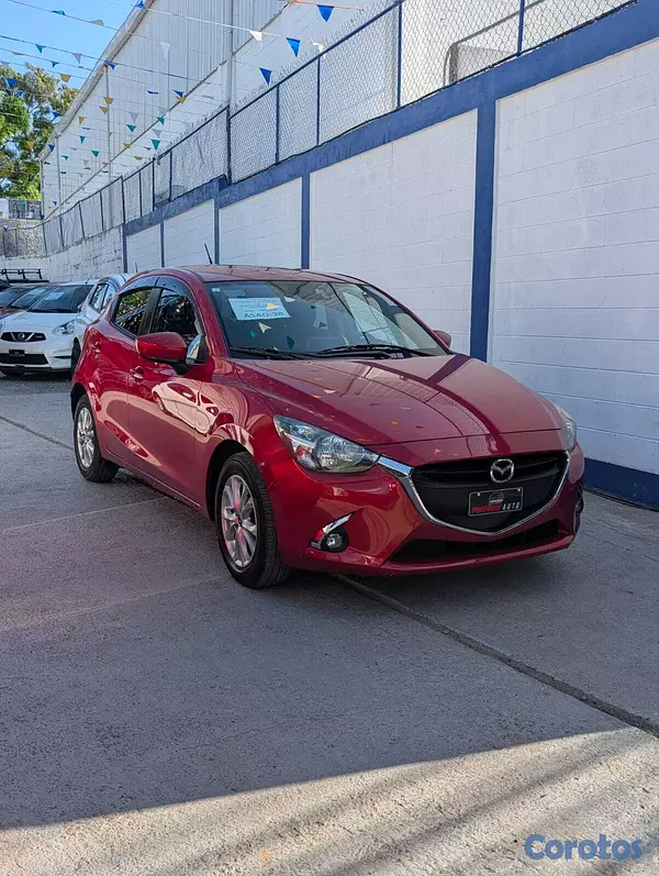 carros - MAZDA DEMIO 2020 13