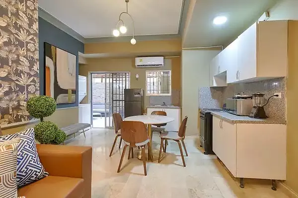 apartamentos - Vendo apartamento en Naco completamente amueblado. 81mts2. Neg. 4