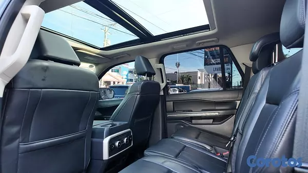 jeepetas y camionetas - FORD EXPEDITION XLT 2022 2