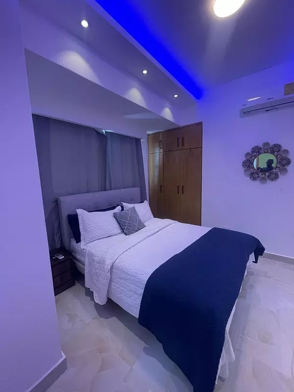 apartamentos - Alquilo hermoso apartamento en Naco ( no barrio )
Totalmente amueblado

2 hab 6