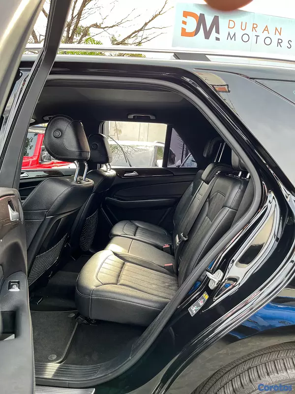 jeepetas y camionetas - Mercedes Benz GLE-250D 4Matic 2017 5