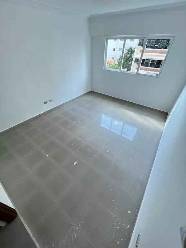 apartamentos - Apartamento en Alquiler, Evaristo Morales
USD900
 7