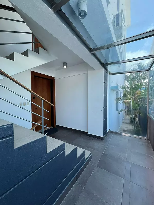apartamentos - Apartamento de Oportunidad, Jardines Metropolitano 7