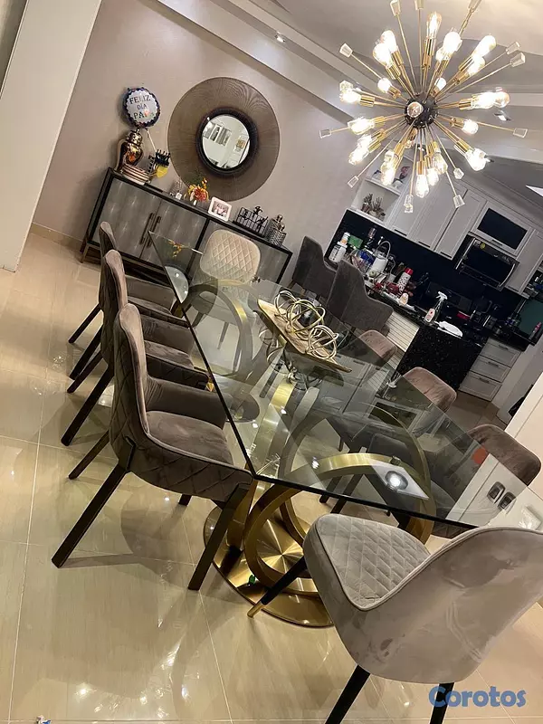 muebles y colchones - Se vende comedor con sus sillas  2