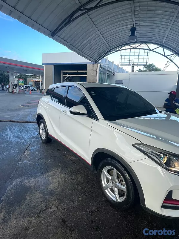 jeepetas y camionetas - Dongfeng Glory 500 2022 6