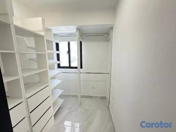 apartamentos - alquiló piantini PH tres habitaciones con baño dos parqueos terraza family locke 9