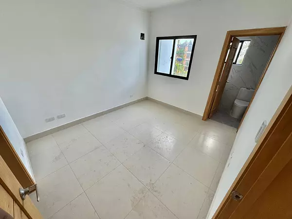 apartamentos - Vendo apartamento en Los Prados  4