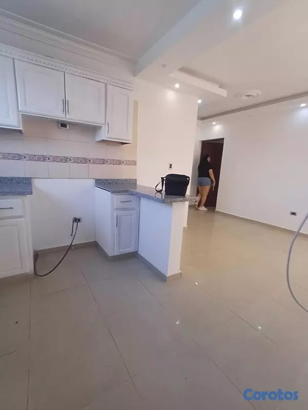apartamentos - venta de apartamento en Alma Rosa 1 nivel 3 de 136mts 2 Parqueos Santo Domingo   9