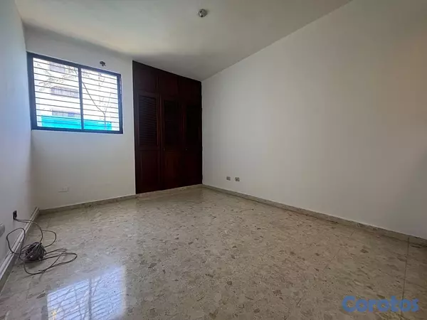 apartamentos - vendo oportunidad ensanche paraíso tres habitaciones 2.5 baños dos parqueos baño 16