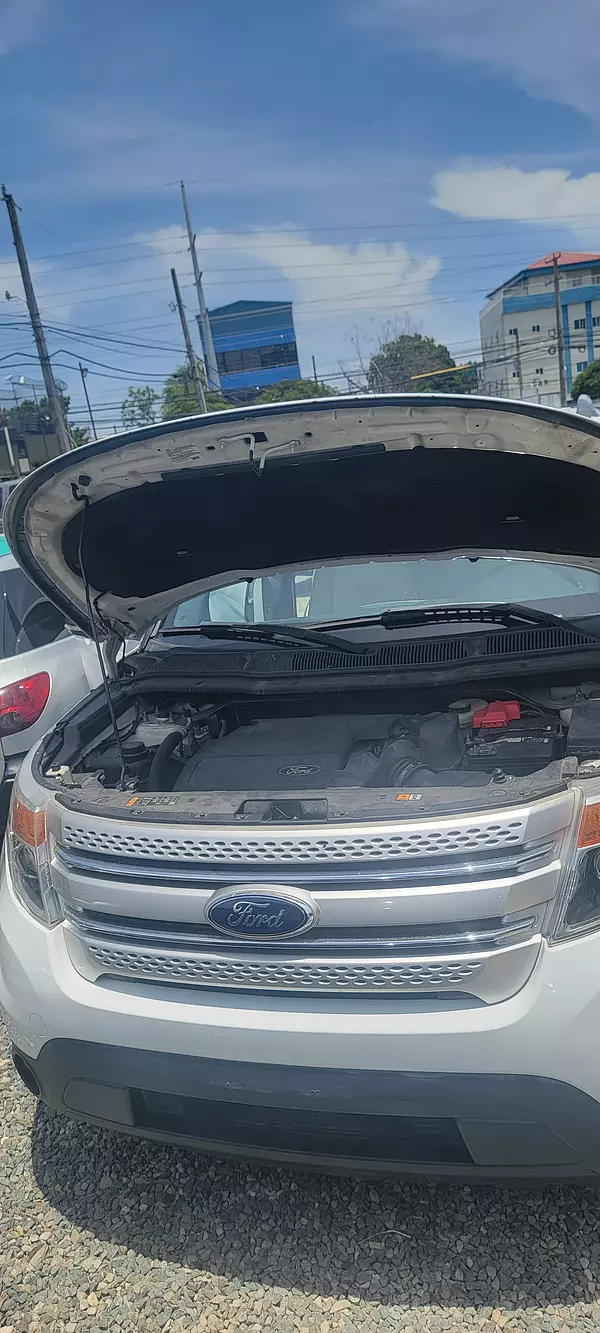 jeepetas y camionetas - FORD EXPLORER XLT 2013 4