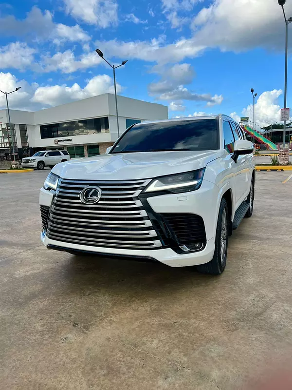 jeepetas y camionetas - lexus LX 600 2022 vip 7