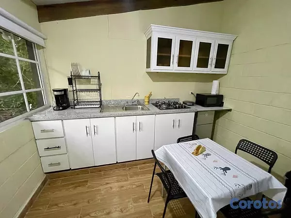 habitaciones y viviendas compartidas - Alquiler de Cabaña Townhouse Amueblado en Piedra Blanca, Jarabacoa - 1 hab, 1 ba 3