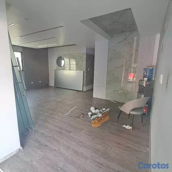 oficinas y locales comerciales - Local para negocio u oficinas en Gazcue 5