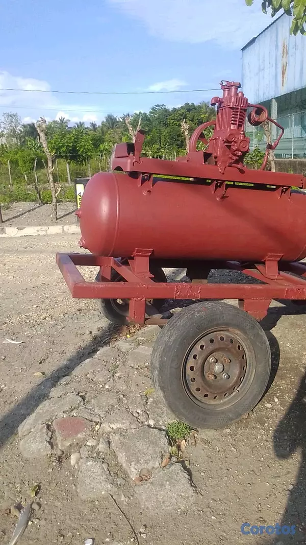 plantas e inversores - una planta se vende a buen precio.prende está nítida y un compresor  4