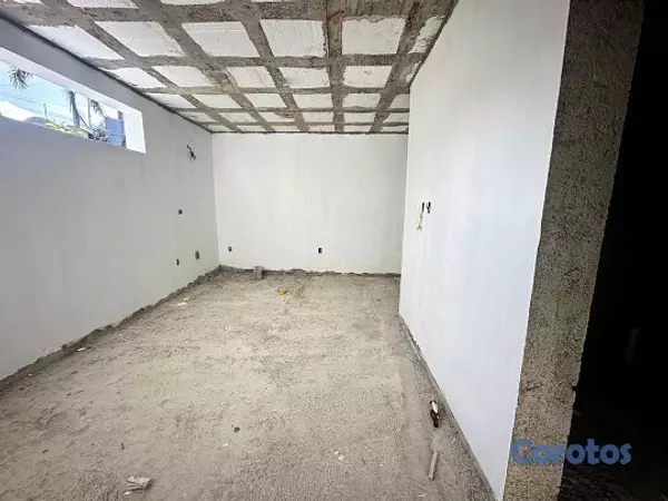 casas - En la segunda línea de playa,villa está casi lista con un apartamento extra  9