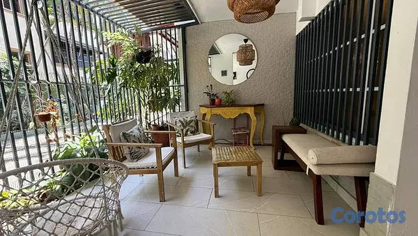 casas - Casa de 3 habitaciones 2 baños en venta en Ensanch 4