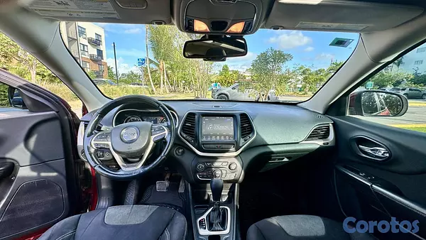 jeepetas y camionetas - Jeep Cherokee Latitude 2014 6