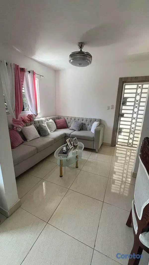 apartamentos - Apartamento en Venta en el Residencial West Tower, Santo Domingo Oeste. 5