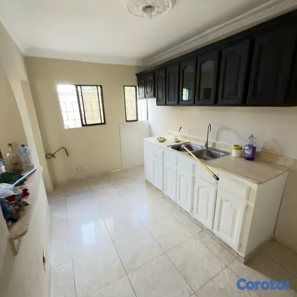 casas - venta de casa en la autopista de san isidro brisa oriental Santo Domingo este  4