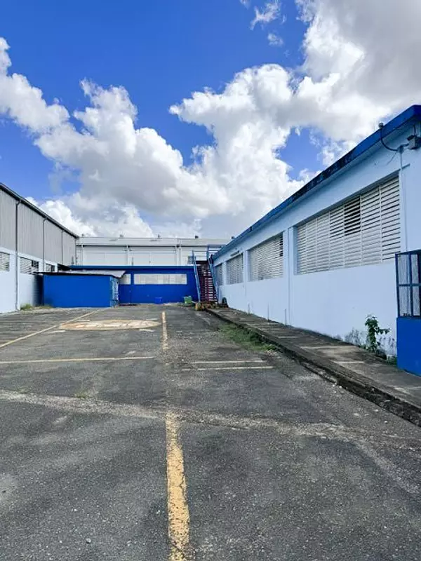 oficinas y locales comerciales - Nave en venta en Haina Mosa 7