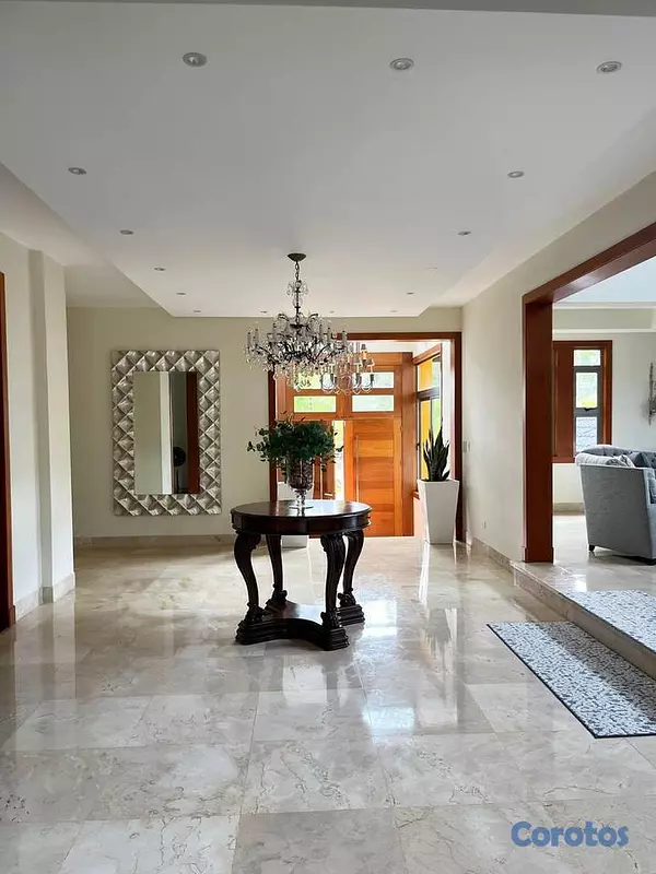 casas vacacionales y villas - Majestuosa Villa en Jarabacoa Mata de Platano 4