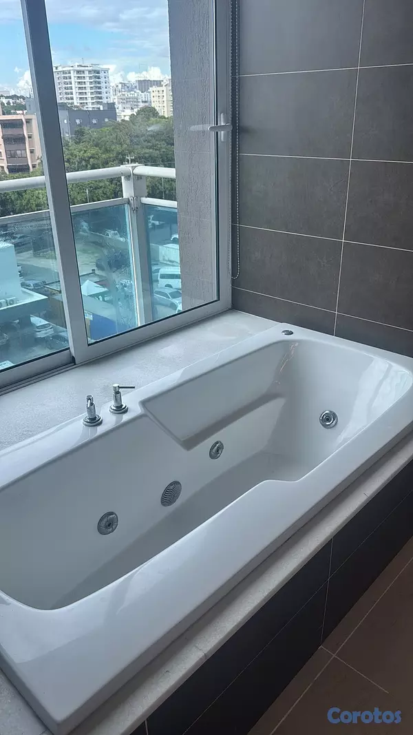 apartamentos - Alquilo exquisito amueblado malecón Santo Domingo  8