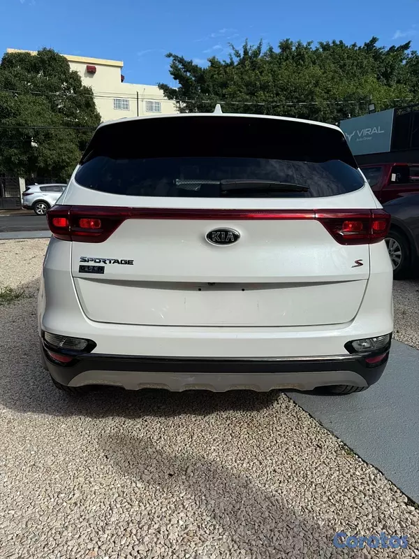jeepetas y camionetas - Kia Sportage S, año 2020, recién importada,  clean carfax. 3