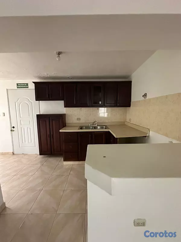 oficinas y locales comerciales - Casa Comercial en el Reparto Oquet, Los Jardines 5